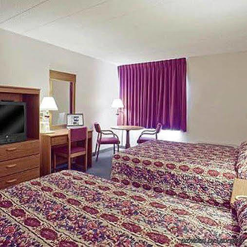 Hotel 6-new Stanton, Pa New Stanton