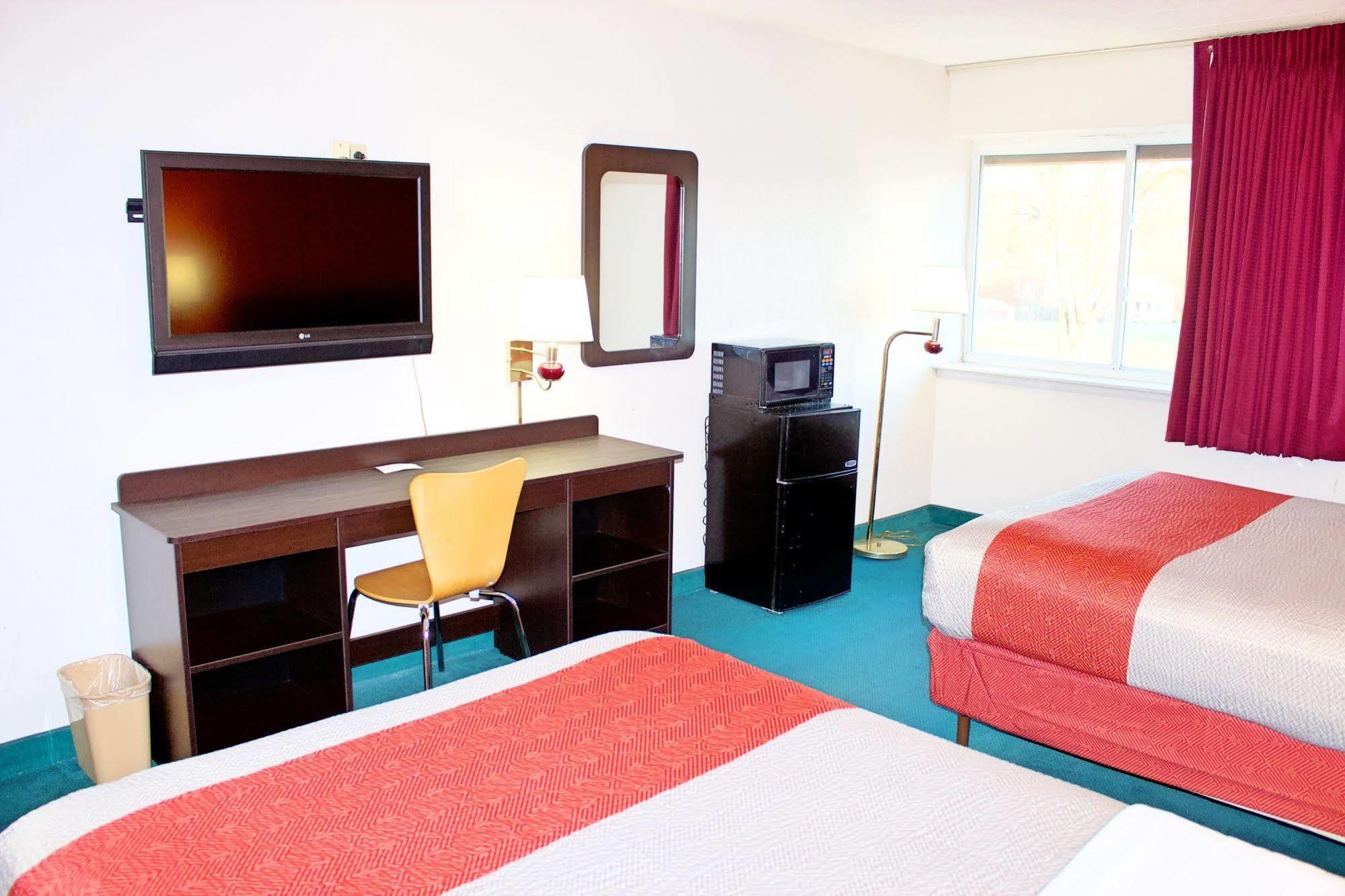 6-new Stanton, Pa 4* New Stanton