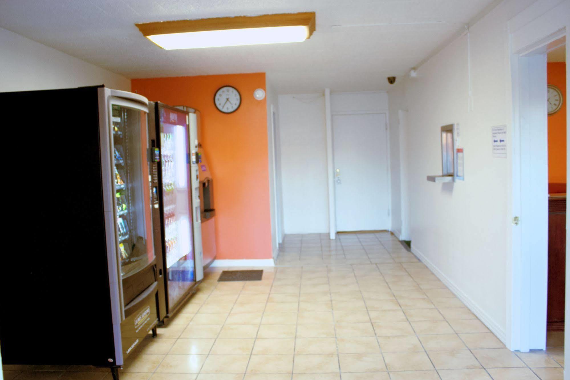 Hotel 6-new Stanton, Pa 4*